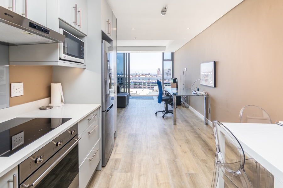 To Let 1 Bedroom Property for Rent in Foreshore Western Cape